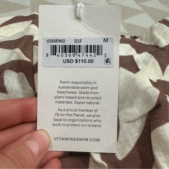 Vitamin a swim Getaway Short - Desert Flower EcoLinen

$110.00 - Picture 5 of 5